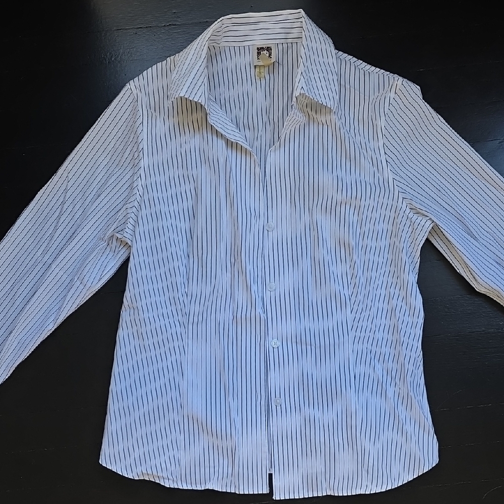 Anne Klein White Stripped Button Down Shirt